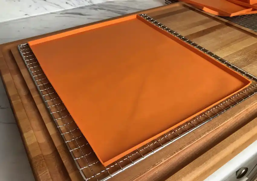 A photo showing silicone trays for liquid ingredients